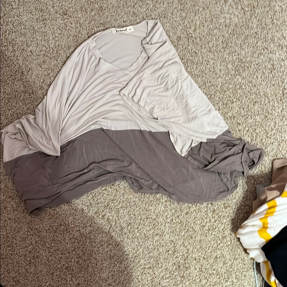 White and brown Asymmetrical Crew Neck Short Sleeve T-Shirts